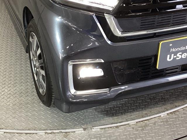 Ｎ－ＢＯＸカスタム Ｌ　純正メモリーナビ　シートヒーター　ＥＴＣ　助手席エアバック　Ｂカメ　メンテナンスノート　ナビ・ＴＶ　ＬＥＤ　エアバッグ　パワーウインドウ　Ａライト　クルコン　エアコン　スマートキーＰスタート　ＵＳＢ（24枚目）