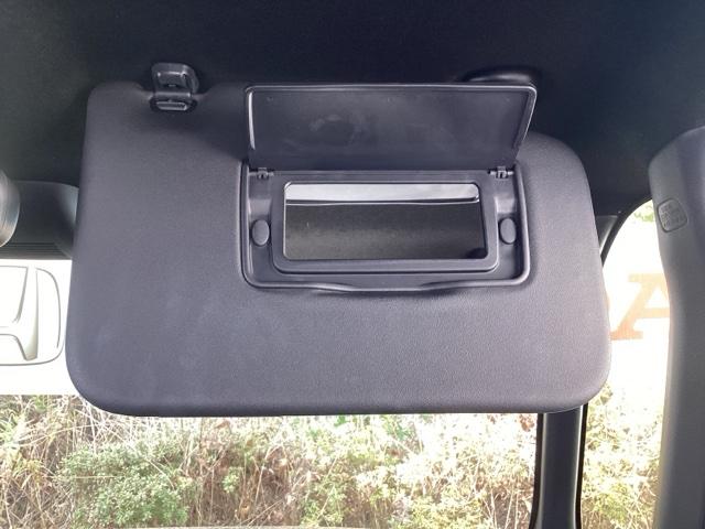 Ｎ－ＢＯＸカスタム Ｌ　純正メモリーナビ　シートヒーター　ＥＴＣ　助手席エアバック　Ｂカメ　メンテナンスノート　ナビ・ＴＶ　ＬＥＤ　エアバッグ　パワーウインドウ　Ａライト　クルコン　エアコン　スマートキーＰスタート　ＵＳＢ（46枚目）