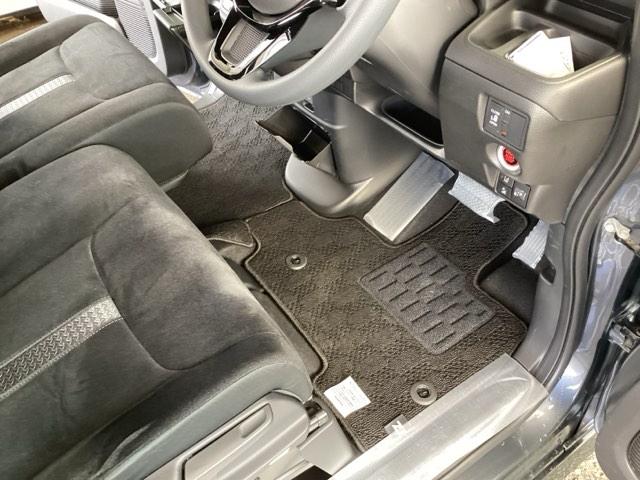 Ｎ－ＢＯＸカスタム Ｌ　純正メモリーナビ　シートヒーター　ＥＴＣ　助手席エアバック　Ｂカメ　メンテナンスノート　ナビ・ＴＶ　ＬＥＤ　エアバッグ　パワーウインドウ　Ａライト　クルコン　エアコン　スマートキーＰスタート　ＵＳＢ（51枚目）