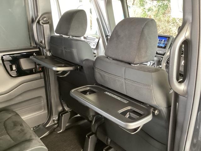 Ｎ－ＢＯＸカスタム Ｌ　純正メモリーナビ　シートヒーター　ＥＴＣ　助手席エアバック　Ｂカメ　メンテナンスノート　ナビ・ＴＶ　ＬＥＤ　エアバッグ　パワーウインドウ　Ａライト　クルコン　エアコン　スマートキーＰスタート　ＵＳＢ（56枚目）