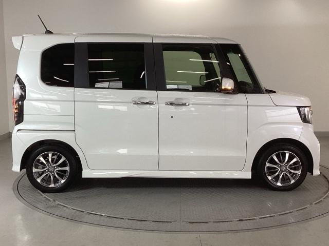 N-BOXカスタム L メモリーナビ ETC リアカメラ 片側電動スライド シートヒーター付き 助手席エアバック Bカメ ナビ・TV LED エアバッグ パワーウインドウ クルコン エアコン スマートキーPスタート USB(30枚目)