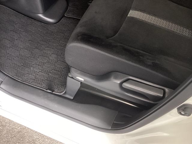 N-BOXカスタム L メモリーナビ ETC リアカメラ 片側電動スライド シートヒーター付き 助手席エアバック Bカメ ナビ・TV LED エアバッグ パワーウインドウ クルコン エアコン スマートキーPスタート USB(39枚目)