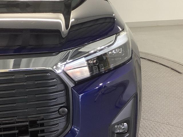 �傫�ڂ̃w�b�h���C�g�ŁA�铹�����S�^�]�@���邭���S�ł��B