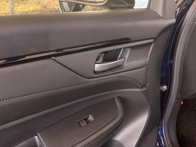 �y�����암���z�����^�b�`�ŁA�p���[�E�C���h�E�̊J���삪�\�ł��B