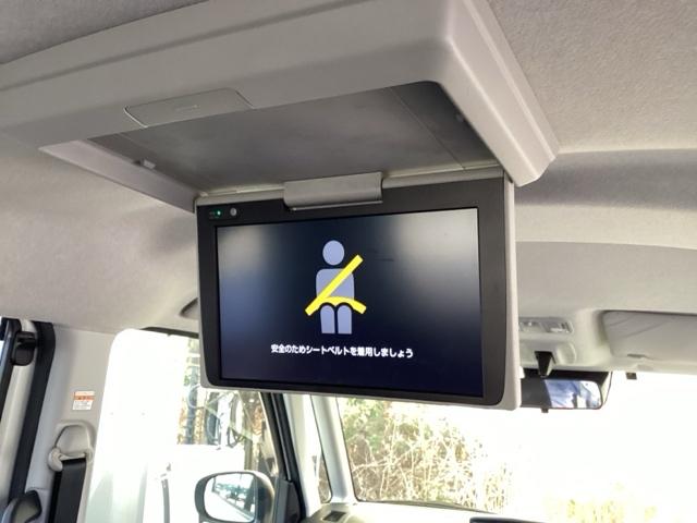 ルーミー カスタムＧ　ナビ　Ｒカメラ　後席モニター　フルセグＴＶ　ＶＳＣ　両側オートスライドドア　Ｃセンサー　衝突軽減ブレーキシステム　バックモニター　Ａライト　ＬＥＤライト　シートヒーター　ＡＡＣ　キーフリー　Ａストップ（13枚目）