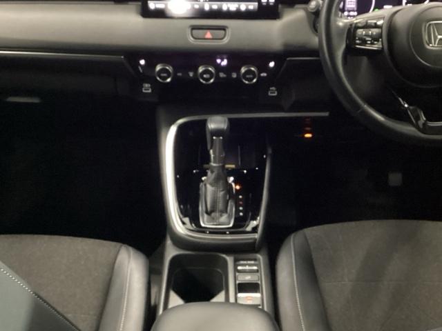 ヴェゼル e:HEVZ HondaCONNECTディスプレイ Sヒータ 地デジフルセグTV 電動テールゲート サイドエアバッグ 後カメラ 前後障害物センサー 横滑防止装置 エアコン LEDヘットライト パワステ USB接続(29枚目)