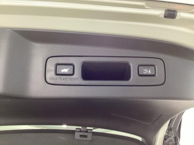 ヴェゼル e:HEVZ HondaCONNECTディスプレイ Sヒータ 地デジフルセグTV 電動テールゲート サイドエアバッグ 後カメラ 前後障害物センサー 横滑防止装置 エアコン LEDヘットライト パワステ USB接続(38枚目)
