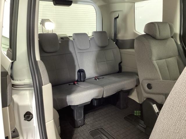 �P��ڂ���R��ڂ܂ōL�X���Ԃł��B�R��ڃV�[�g�͉ו�����������s�v�Ȏ��̓A�����W���ĉ׎��Ƃ��Ďg�p���邱�Ƃ��\�ŕ֗��Ɏg���܂�