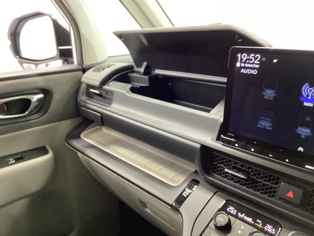 �C���p�l�A�b�p�[�{�b�N�X