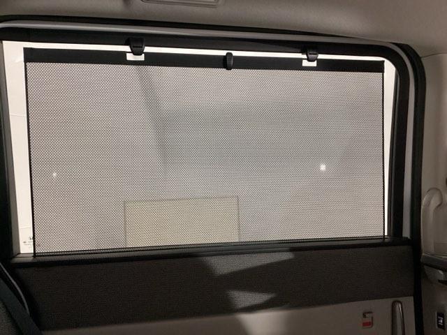 ���A�h�A�Ƀ��[���T���V�F�C�h�����Ă��܂�