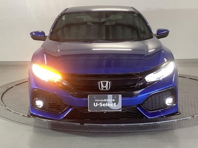 �k�d�c�w�b�h���C�g�𑕔����Ă��܂��B�k�d�c�w�b�h���C�g�͂ƂĂ����邭�A�J�̓����ԑ��s�����S�E���S�ł��B