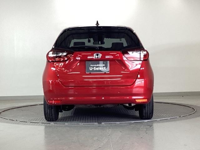 ���ꂪ�t�����₷�������K���X�ɂ̓������C�p�[���t���Ă��܂��B�t�����g�̃��C�p�[���n�m�̎��̓V�t�g���o�[�����o�[�X�ɓ����ƃ������C�p�[�������N���č쓮�A�N�����[�Ȏ��E���ۂĂ܂��B