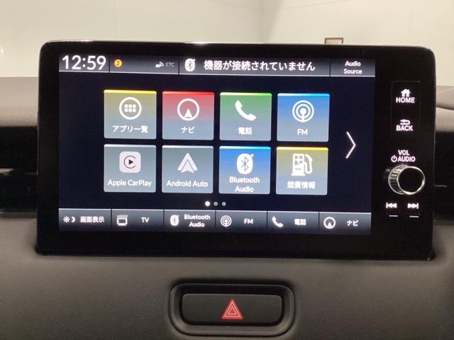 ヴェゼル ｅ：ＨＥＶＲＳ　ＨｏｎｄａＣＯＮＮＥＣＴディスプレイ　ＬＥＤヘッドランプ　オートライト　オートクルーズコントロール　オートエアコン　パーキングセンサー　誤発進抑制機能　Ｂカメラ　ＵＳＢ　スマートキー　フルセグ　ＥＴＣ（9枚目）