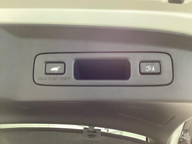 ヴェゼル ｅ：ＨＥＶＲＳ　ＨｏｎｄａＣＯＮＮＥＣＴディスプレイ　ＬＥＤヘッドランプ　オートライト　オートクルーズコントロール　オートエアコン　パーキングセンサー　誤発進抑制機能　Ｂカメラ　ＵＳＢ　スマートキー　フルセグ　ＥＴＣ（40枚目）