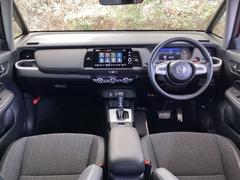 �ɥ饤�С����濴�˼����˼꤬�Ϥ����֤ˣ��ԥ��쥯�ȥ�С��䥨�������͡��������å��ʤɤ����֡��������ͥ��Ƥ��ޤ� 2