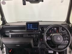 �ե���ȥ��饹���礭�����磻�ɤʻ볦�Ǳ�ž�⤷�䤹���ʤ�褦�ˡ��߷פ���Ƥ��ޤ��� 3