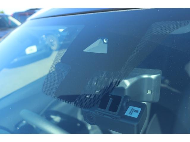 キックス Ｘ　ツートンカラー　プロパイロット　３６０度カメラ　純正９型ナビ　地デジＴＶ　Ｂｌｕｅｔｏｏｔｈ　ＤＶＤ再生　衝突軽減ブレーキ　シートヒーター　ハーフレザーシート　ＥＴＣ　デジタルインナーミラードラレコ（9枚目）