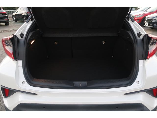 Ｃ－ＨＲ Ｇ　純正ＬＥＤシーケンシャル　衝突軽減ブレーキ　前後センサー　ハーフレザーシート　シートヒーター　追従クルコン　純正ナビ　地デジＴＶ　Ｂｌｕｅｔｏｏｔｈ　バックカメラ　ＤＶＤ再生　ＥＴＣ　ドラレコ前（47枚目）