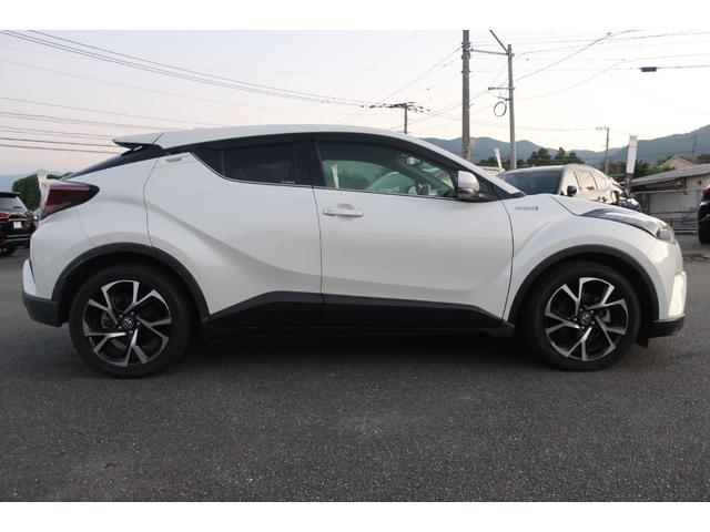 Ｃ－ＨＲ Ｇ　純正ＬＥＤシーケンシャル　衝突軽減ブレーキ　前後センサー　ハーフレザーシート　シートヒーター　追従クルコン　純正ナビ　地デジＴＶ　Ｂｌｕｅｔｏｏｔｈ　バックカメラ　ＤＶＤ再生　ＥＴＣ　ドラレコ前（56枚目）