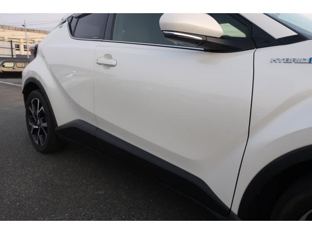 Ｃ－ＨＲ Ｇ　純正ＬＥＤシーケンシャル　衝突軽減ブレーキ　前後センサー　ハーフレザーシート　シートヒーター　追従クルコン　純正ナビ　地デジＴＶ　Ｂｌｕｅｔｏｏｔｈ　バックカメラ　ＤＶＤ再生　ＥＴＣ　ドラレコ前（60枚目）