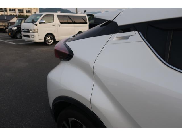 Ｃ－ＨＲ Ｇ　純正ＬＥＤシーケンシャル　衝突軽減ブレーキ　前後センサー　ハーフレザーシート　シートヒーター　追従クルコン　純正ナビ　地デジＴＶ　Ｂｌｕｅｔｏｏｔｈ　バックカメラ　ＤＶＤ再生　ＥＴＣ　ドラレコ前（62枚目）