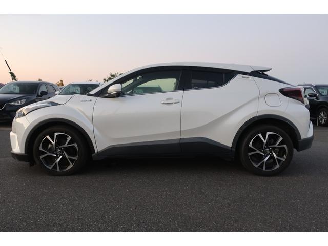 Ｃ－ＨＲ Ｇ　純正ＬＥＤシーケンシャル　衝突軽減ブレーキ　前後センサー　ハーフレザーシート　シートヒーター　追従クルコン　純正ナビ　地デジＴＶ　Ｂｌｕｅｔｏｏｔｈ　バックカメラ　ＤＶＤ再生　ＥＴＣ　ドラレコ前（64枚目）