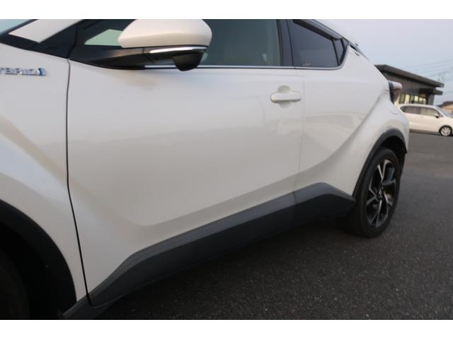 Ｃ－ＨＲ Ｇ　純正ＬＥＤシーケンシャル　衝突軽減ブレーキ　前後センサー　ハーフレザーシート　シートヒーター　追従クルコン　純正ナビ　地デジＴＶ　Ｂｌｕｅｔｏｏｔｈ　バックカメラ　ＤＶＤ再生　ＥＴＣ　ドラレコ前（69枚目）