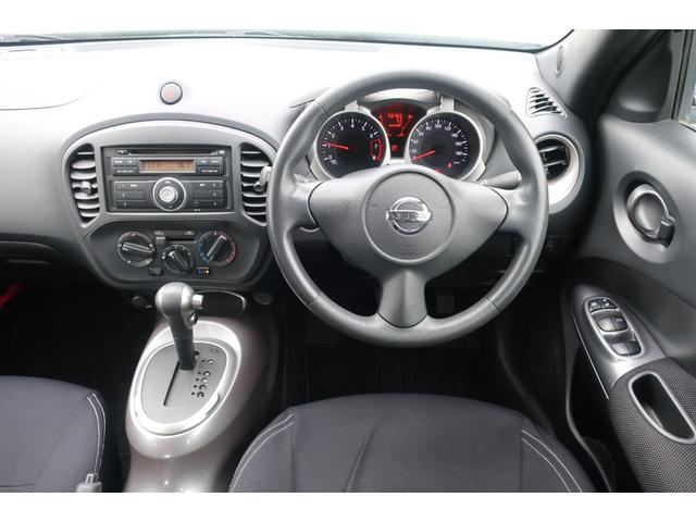 ジューク １５ＲＳ　ＥＴＣ　ＦＭ／ＡＭラジオ　ＣＤ再生　音楽再生ＡＵＸ　キーレス　専用シートカバー　運転席オートパワーウィンドウ　電動格納ドアミラー　エアバック　ＡＢＳ　パワステ　禁煙車（13枚目）