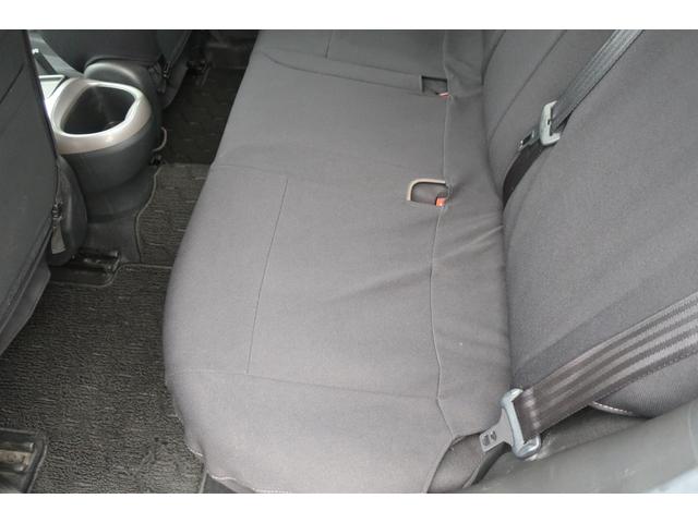 ジューク １５ＲＳ　ＥＴＣ　ＦＭ／ＡＭラジオ　ＣＤ再生　音楽再生ＡＵＸ　キーレス　専用シートカバー　運転席オートパワーウィンドウ　電動格納ドアミラー　エアバック　ＡＢＳ　パワステ　禁煙車（30枚目）