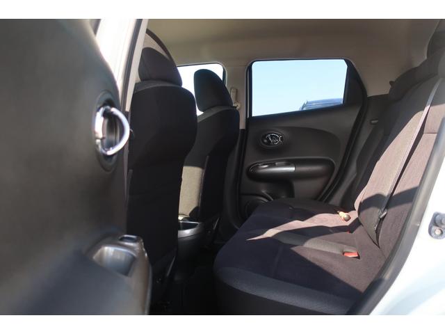 ジューク １５ＲＸ　タイプＶ　純正ナビ　地デジＴＶ　Ｂｌｕｅｔｏｏｔｈ　バックカメラ　ＤＶＤ再生　ＥＴＣ　社外１８インチＡＷ　車高調ローダウン　インテリジェントキー　オートライト　オートエアコン　電動格納ドアミラー（32枚目）