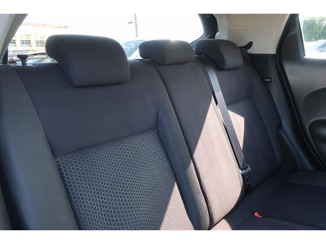 ジューク １５ＲＸ　タイプＶ　純正ナビ　地デジＴＶ　Ｂｌｕｅｔｏｏｔｈ　バックカメラ　ＤＶＤ再生　ＥＴＣ　社外１８インチＡＷ　車高調ローダウン　インテリジェントキー　オートライト　オートエアコン　電動格納ドアミラー（38枚目）