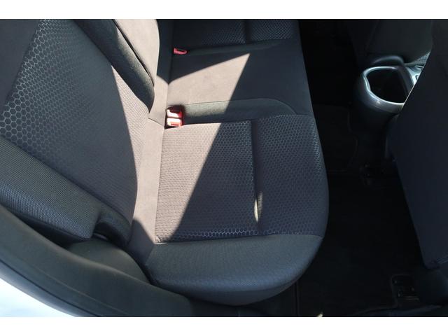 ジューク １５ＲＸ　タイプＶ　純正ナビ　地デジＴＶ　Ｂｌｕｅｔｏｏｔｈ　バックカメラ　ＤＶＤ再生　ＥＴＣ　社外１８インチＡＷ　車高調ローダウン　インテリジェントキー　オートライト　オートエアコン　電動格納ドアミラー（39枚目）