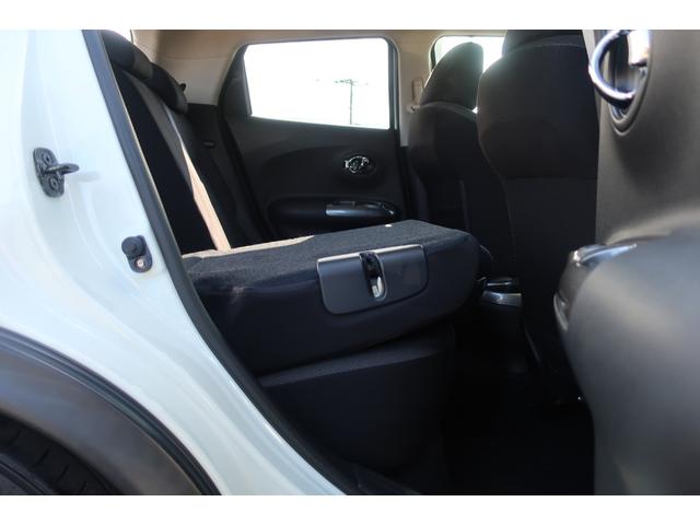 ジューク １５ＲＸ　タイプＶ　純正ナビ　地デジＴＶ　Ｂｌｕｅｔｏｏｔｈ　バックカメラ　ＤＶＤ再生　ＥＴＣ　社外１８インチＡＷ　車高調ローダウン　インテリジェントキー　オートライト　オートエアコン　電動格納ドアミラー（40枚目）