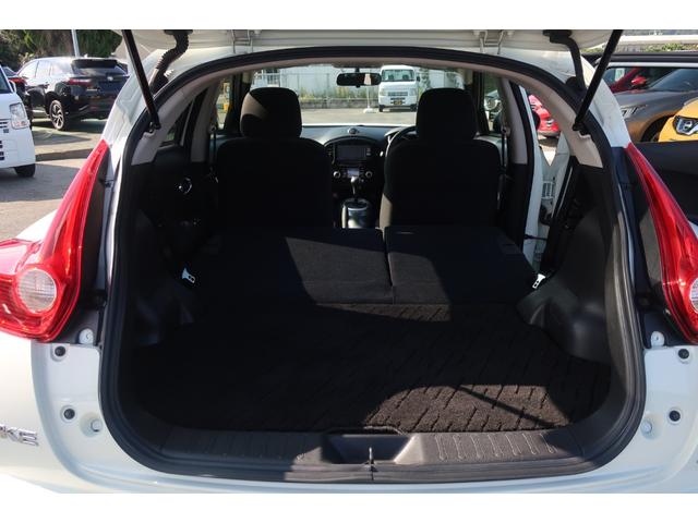 ジューク １５ＲＸ　タイプＶ　純正ナビ　地デジＴＶ　Ｂｌｕｅｔｏｏｔｈ　バックカメラ　ＤＶＤ再生　ＥＴＣ　社外１８インチＡＷ　車高調ローダウン　インテリジェントキー　オートライト　オートエアコン　電動格納ドアミラー（44枚目）