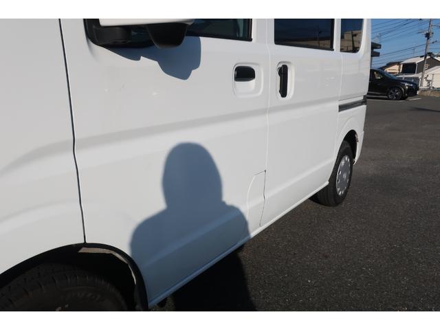 ＮＶ１００クリッパーバン ＧＸ　ハイルーフ　衝突軽減ブレーキ　前後センサー　ＥＴＣ　キーレス　リアエアコン　ヘッドライトレベライザー　パワステ　パワーウィンドウ　電動格納ドアミラー　禁煙車（65枚目）