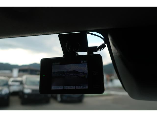 ルーミー カスタムＧ－Ｔ　１オーナー　１２．１型後席モニター　両側パワスラ　３６０度カメラ　クリアランスソナー地デジＴＶ　Ｂｌｕｅｔｏｏｔｈ　ＤＶＤ再生　シートヒーター　前後ドラレコ　オートクルーズ　オートライト・ハイビーム（30枚目）