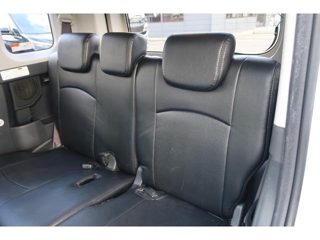 ルーミー カスタムＧ－Ｔ　１オーナー　１２．１型後席モニター　両側パワスラ　３６０度カメラ　クリアランスソナー地デジＴＶ　Ｂｌｕｅｔｏｏｔｈ　ＤＶＤ再生　シートヒーター　前後ドラレコ　オートクルーズ　オートライト・ハイビーム（41枚目）