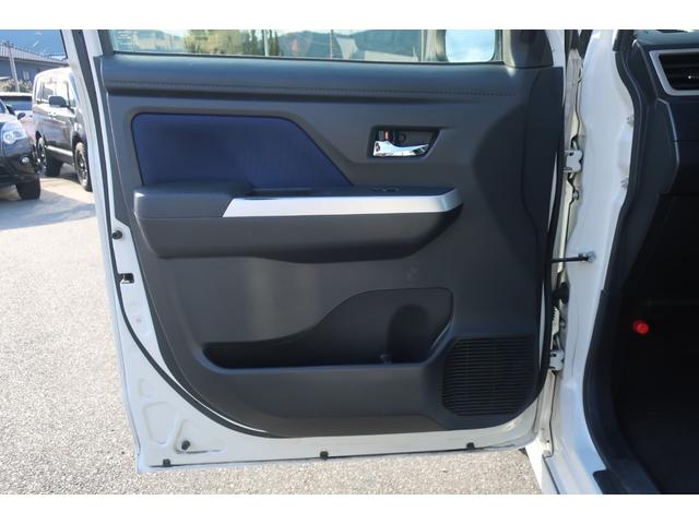 ルーミー カスタムＧ－Ｔ　１オーナー　１２．１型後席モニター　両側パワスラ　３６０度カメラ　クリアランスソナー地デジＴＶ　Ｂｌｕｅｔｏｏｔｈ　ＤＶＤ再生　シートヒーター　前後ドラレコ　オートクルーズ　オートライト・ハイビーム（50枚目）