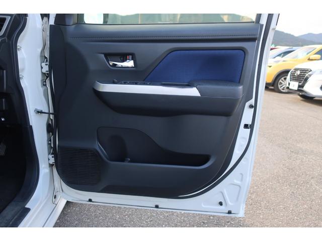 ルーミー カスタムＧ－Ｔ　１オーナー　１２．１型後席モニター　両側パワスラ　３６０度カメラ　クリアランスソナー地デジＴＶ　Ｂｌｕｅｔｏｏｔｈ　ＤＶＤ再生　シートヒーター　前後ドラレコ　オートクルーズ　オートライト・ハイビーム（51枚目）