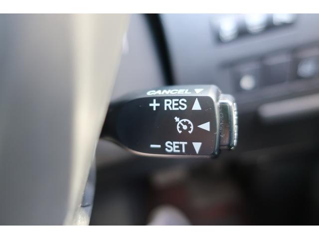 アルファード ２４０Ｓ　タイプゴールド　電動リアゲート　両側パワスラ　前後センサー　１１型後席モニター　８型ナビ　地デジＴＶ　Ｂｌｕｅｔｏｏｔｈ　バックカメラ　ＤＶＤ再生　クルコン　スターターキー　ＥＴＣ　ドラレコ　リア＆オートエアコン（15枚目）