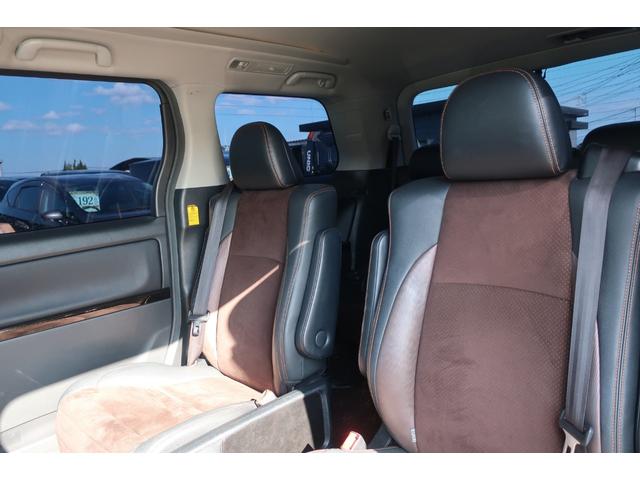 アルファード ２４０Ｓ　タイプゴールド　電動リアゲート　両側パワスラ　前後センサー　１１型後席モニター　８型ナビ　地デジＴＶ　Ｂｌｕｅｔｏｏｔｈ　バックカメラ　ＤＶＤ再生　クルコン　スターターキー　ＥＴＣ　ドラレコ　リア＆オートエアコン（40枚目）
