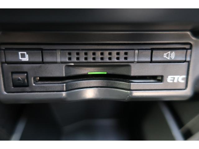 アルファード ２４０Ｓ　ＡＬＰＩＮＥ９型ナビ　後席モニター　前後センサー　後席パワスラ　デジタルインナードラレコ前後　地デジＴＶ　Ｂｌｕｅｔｏｏｔｈ　バックカメラ　ＤＶＤ再生　ＥＴＣ　社外２１インチＡＷ　リア＆オートエアコン（21枚目）