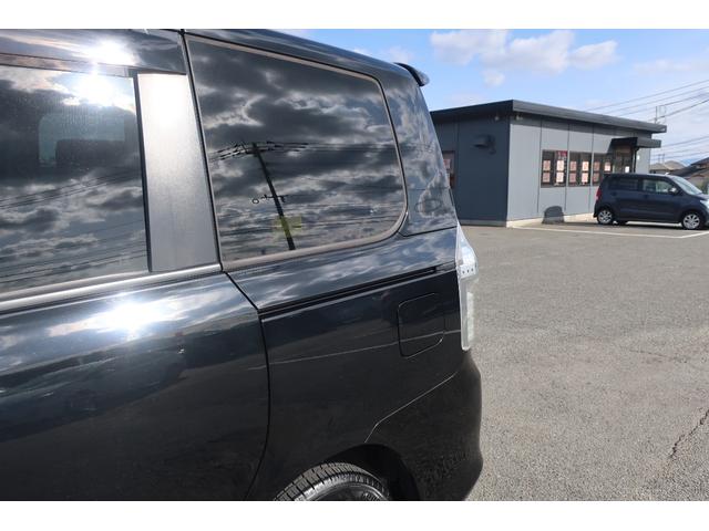 �����A�t�F���_�[���傫�Ȃւ��݂�ڗ������Ȃ��Y��ł���