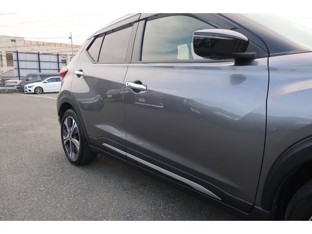 �傫�Ȃւ��݂�ڗ������Ȃ��Y��ȏ�Ԃł���