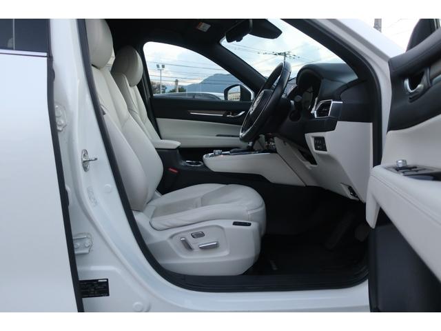 ＣＸ－８ ＸＤ　Ｌパッケージ　白革　３６０度カメラ　衝突軽減ブレーキ　前後センサー　電動リアゲート　追従クルコン　地デジＴＶ　Ｂｌｕｅｔｏｏｔｈ　バックカメラ　ＥＴＣ　シートヒーター　ハンドルヒーター　リア＆オートエアコン（17枚目）