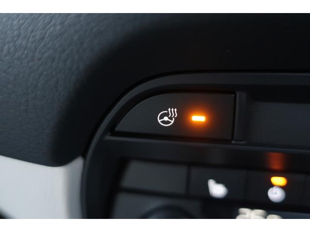 ＣＸ－８ ＸＤ　Ｌパッケージ　白革　３６０度カメラ　衝突軽減ブレーキ　前後センサー　電動リアゲート　追従クルコン　地デジＴＶ　Ｂｌｕｅｔｏｏｔｈ　バックカメラ　ＥＴＣ　シートヒーター　ハンドルヒーター　リア＆オートエアコン（24枚目）