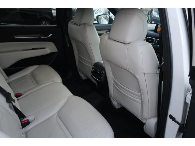 ＣＸ－８ ＸＤ　Ｌパッケージ　白革　３６０度カメラ　衝突軽減ブレーキ　前後センサー　電動リアゲート　追従クルコン　地デジＴＶ　Ｂｌｕｅｔｏｏｔｈ　バックカメラ　ＥＴＣ　シートヒーター　ハンドルヒーター　リア＆オートエアコン（46枚目）