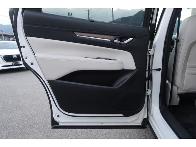 ＣＸ－８ ＸＤ　Ｌパッケージ　白革　３６０度カメラ　衝突軽減ブレーキ　前後センサー　電動リアゲート　追従クルコン　地デジＴＶ　Ｂｌｕｅｔｏｏｔｈ　バックカメラ　ＥＴＣ　シートヒーター　ハンドルヒーター　リア＆オートエアコン（56枚目）