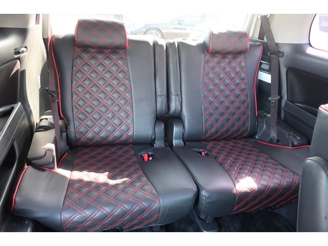 �O��ڃV�[�g���Y��ōL�X��