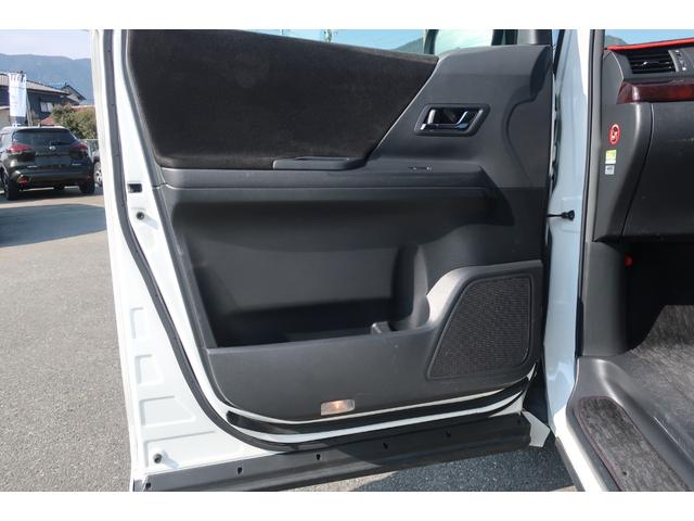 ����ȃh�A���Y��ł��B